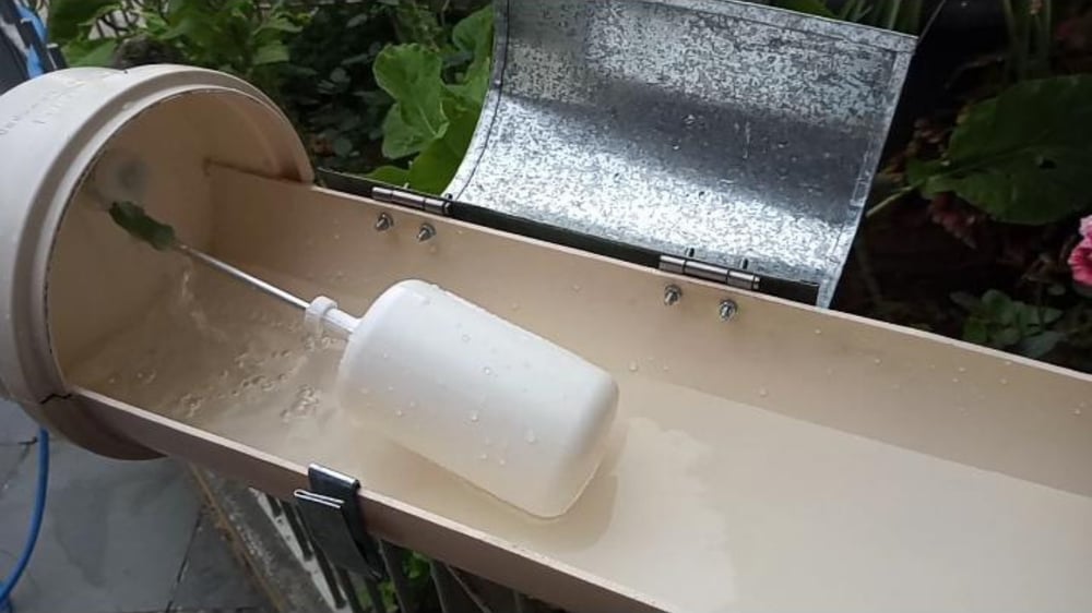 Protótipo de bebebouro de PVC para bezerras-1